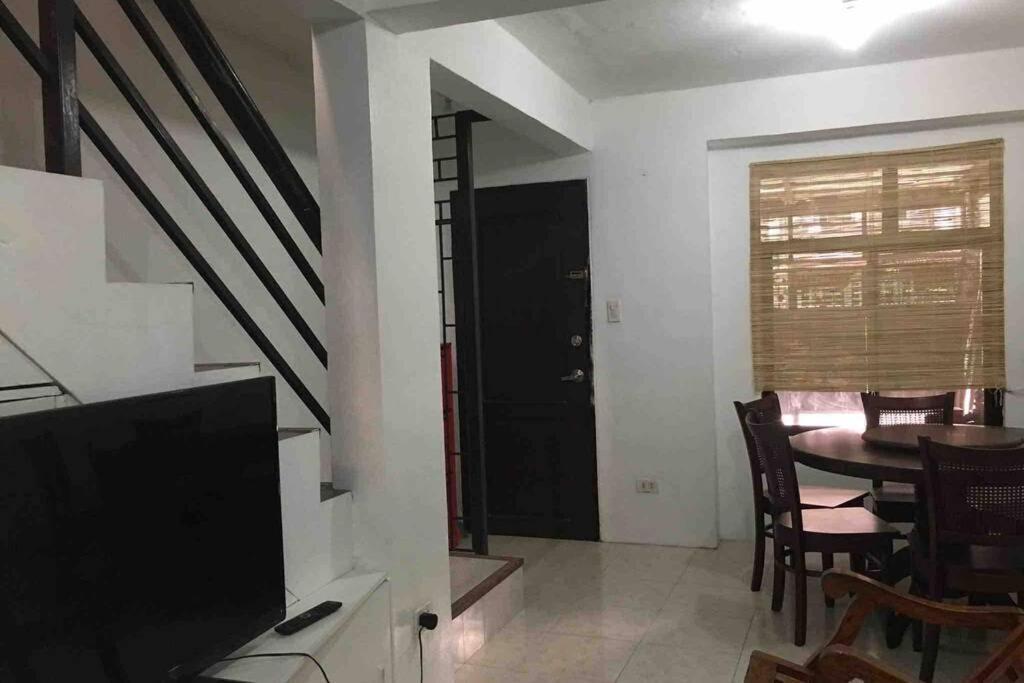 Buder Townhouse Lias Marilao Bulacan Philippines Zewnętrze zdjęcie